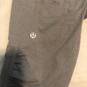 Lululemon In the Flow gray grey crop 2